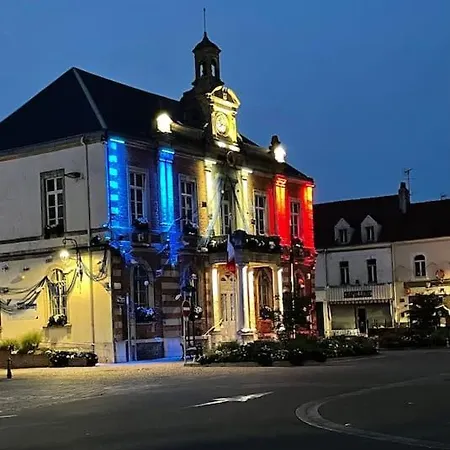 Renove A Deux Pas Du Port - Escale Opaline アパート *