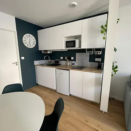 Renove A Deux Pas Du Port - Escale Opaline